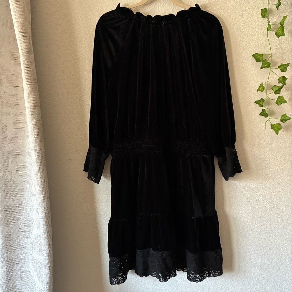 ANOTHER LOVE BLACK VELVET DRESS W/LACE TRIM, XL - Picture 2 of 4